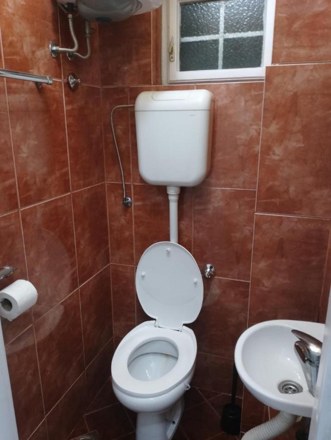 Mili Host Hotel Beograd Ngoại thất bức ảnh
